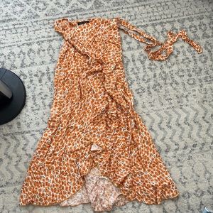 Flowy floral skirt hi low wrap